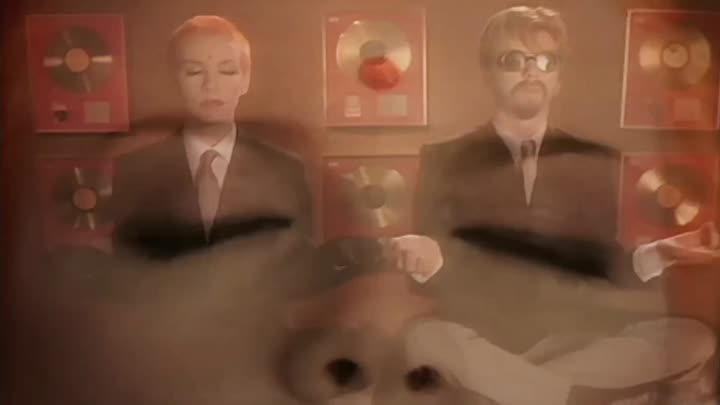 Sweet Dreams (Are Made of This)